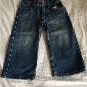 5/$25 Levi’s relaxed straight fit jeans
